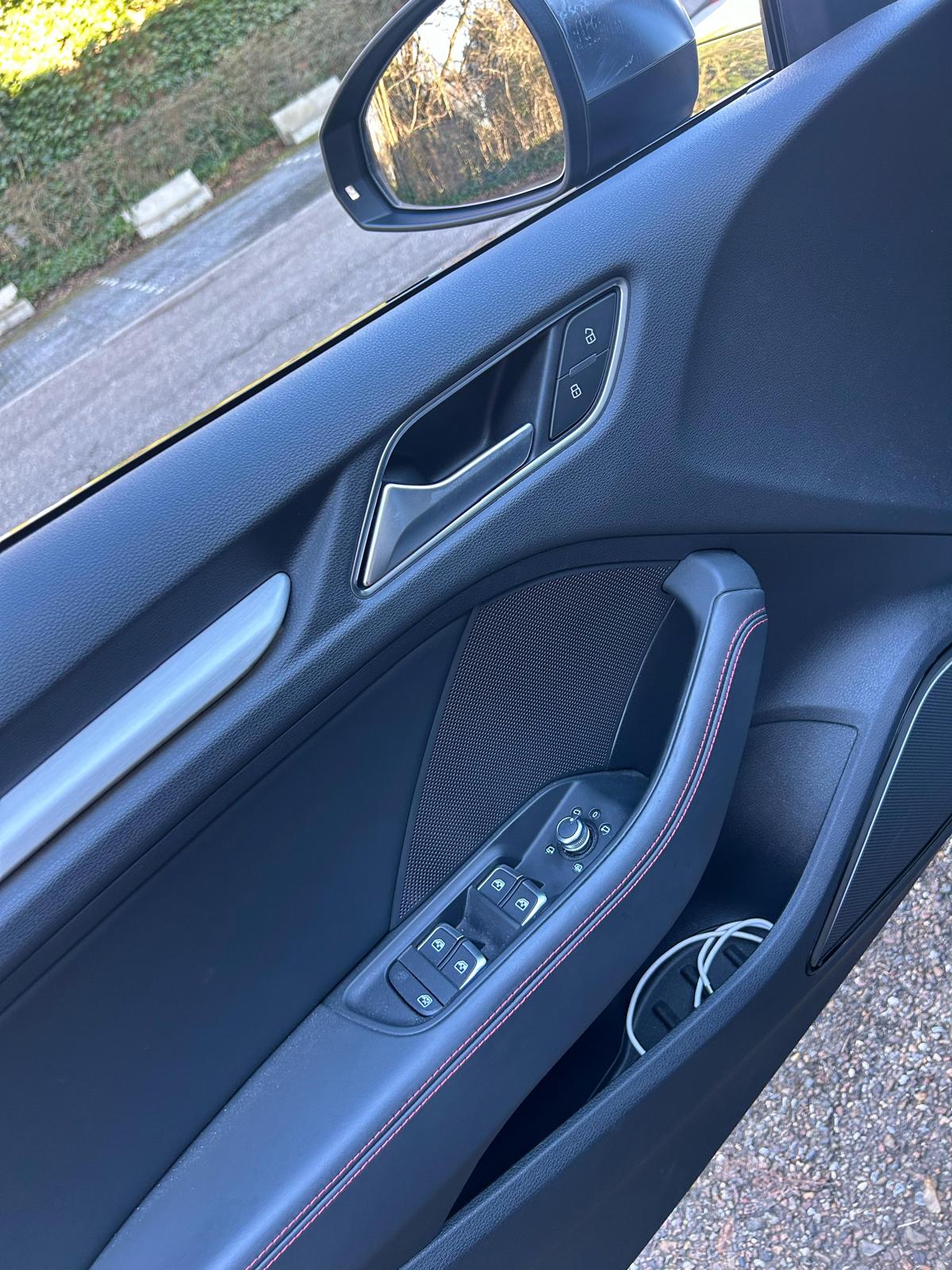 
								AUDI S3 8VA 2019 full									