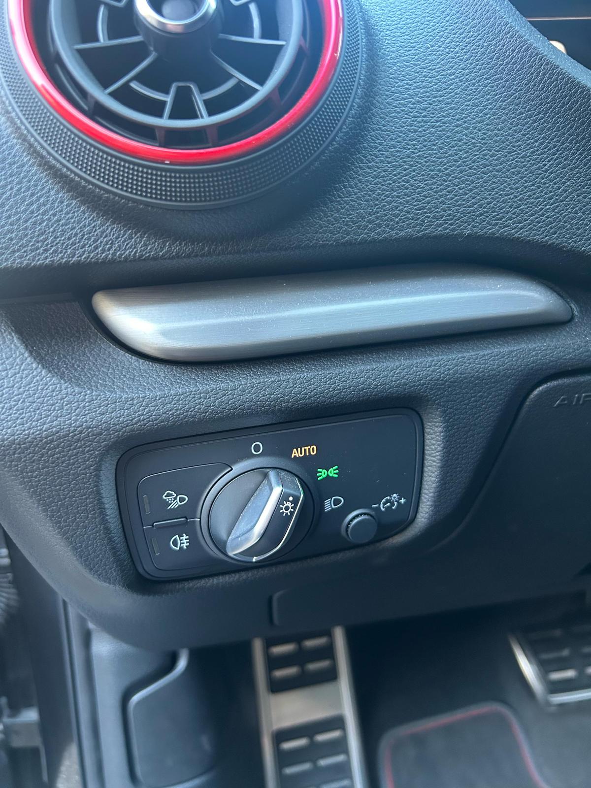 
								AUDI S3 8VA 2019 full									