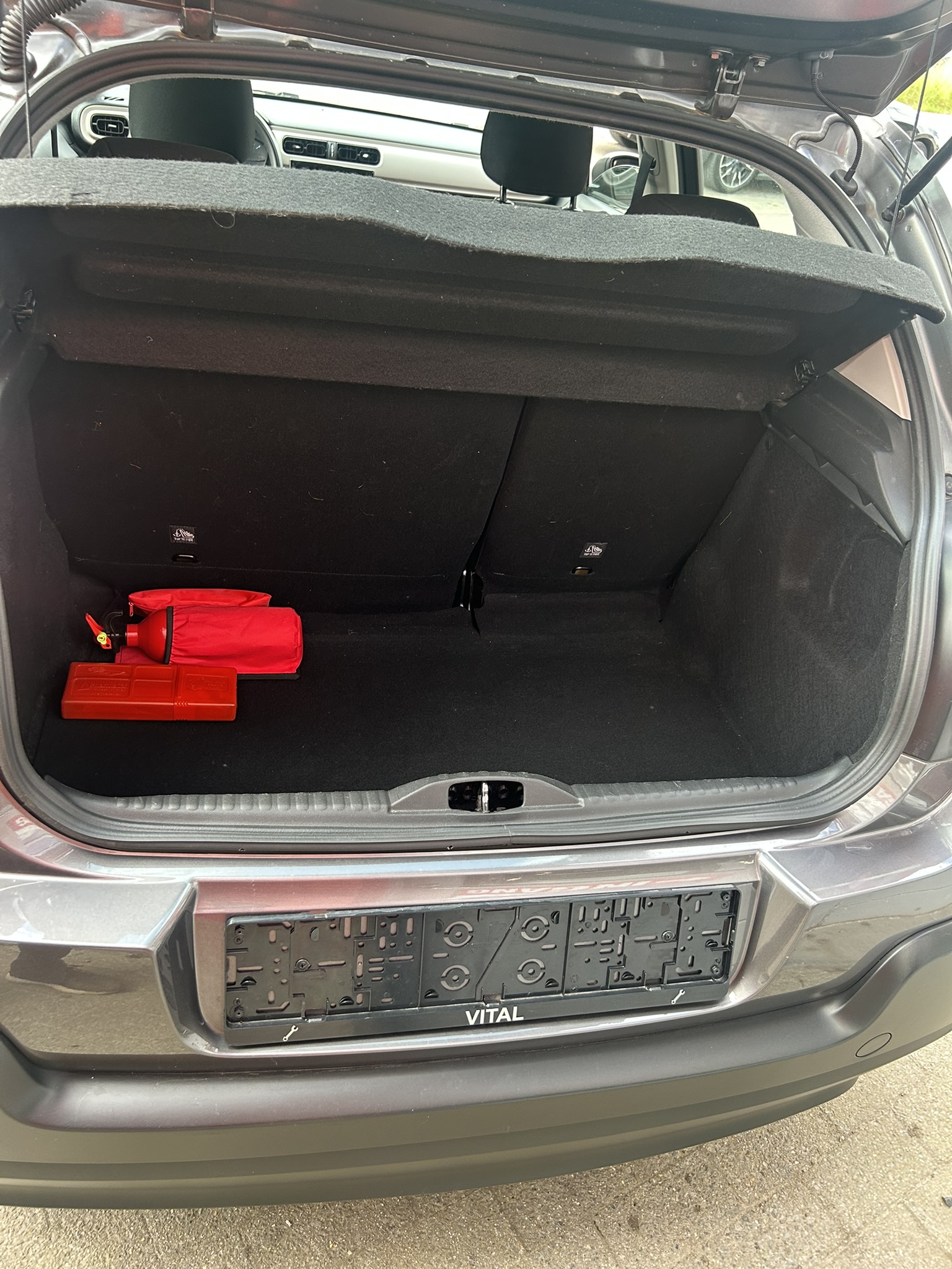 
								C3 2020 1.2 Benzine full									