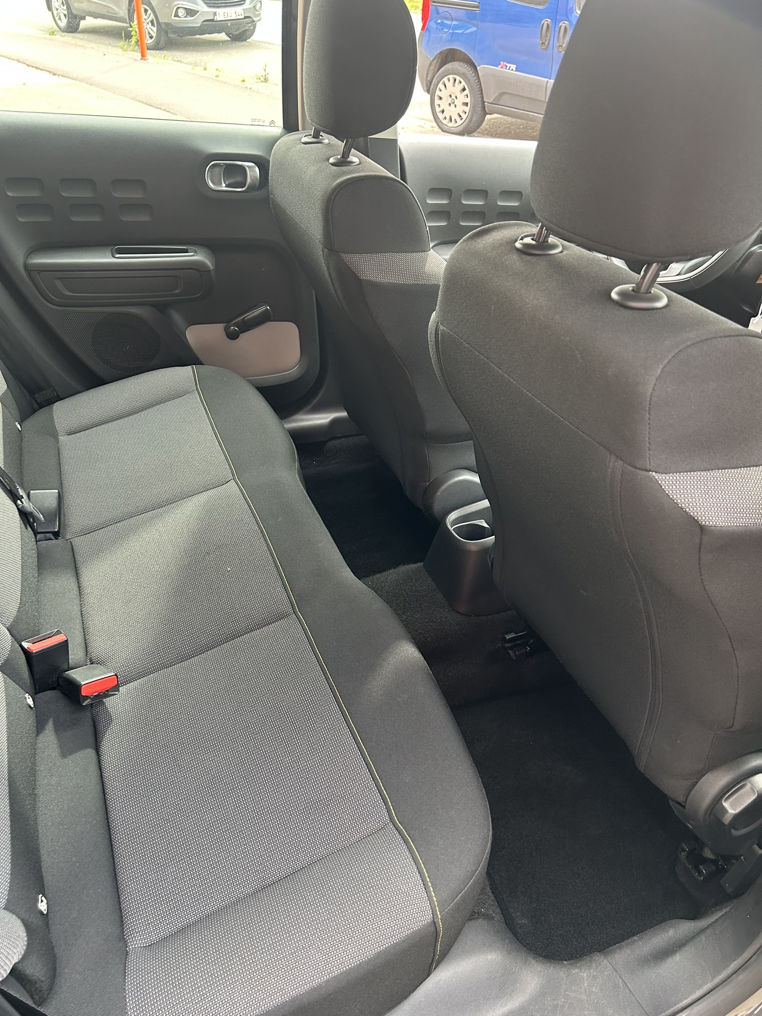 
								C3 2020 1.2 Benzine full									