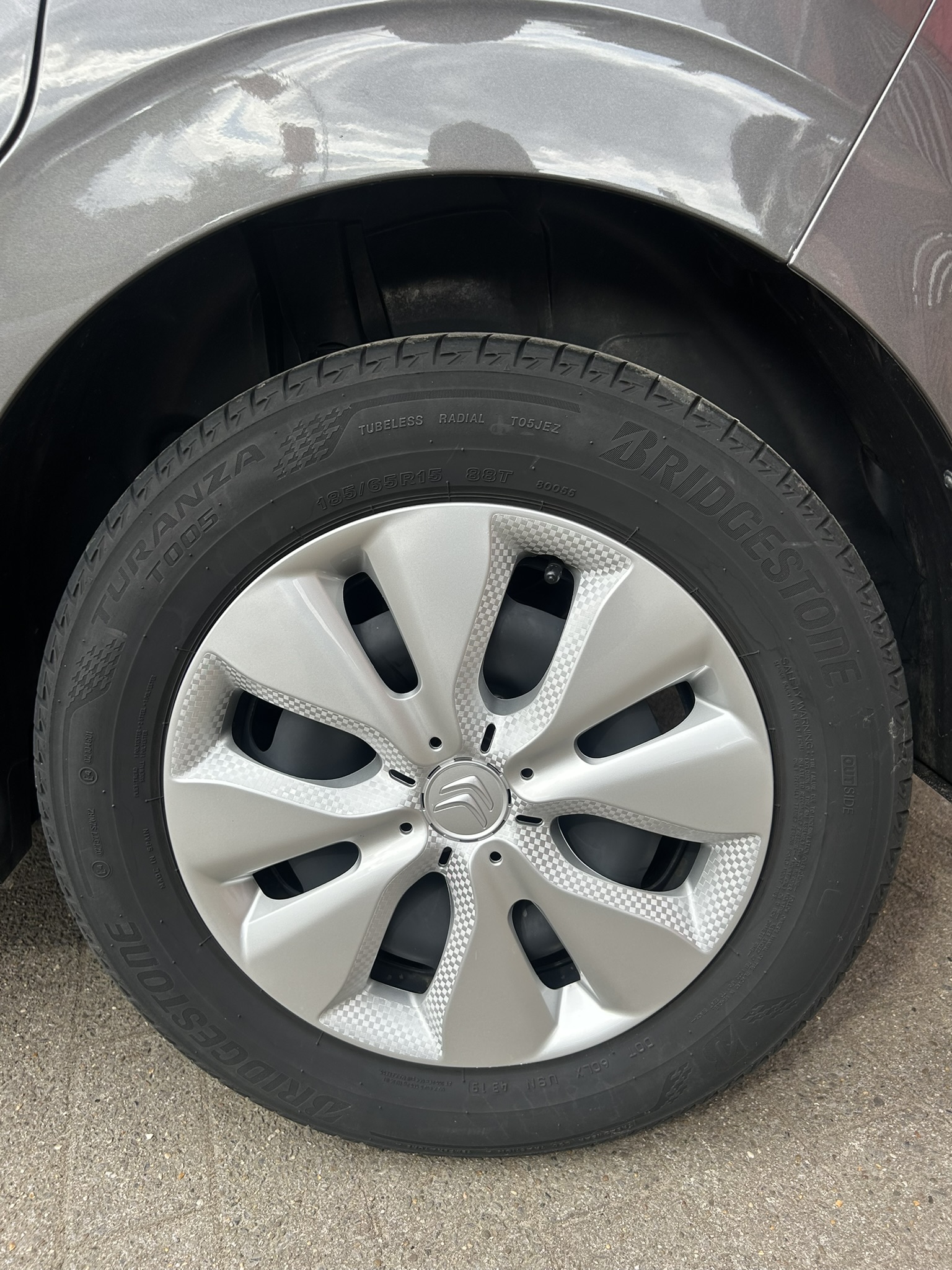 
								C3 2020 1.2 Benzine full									