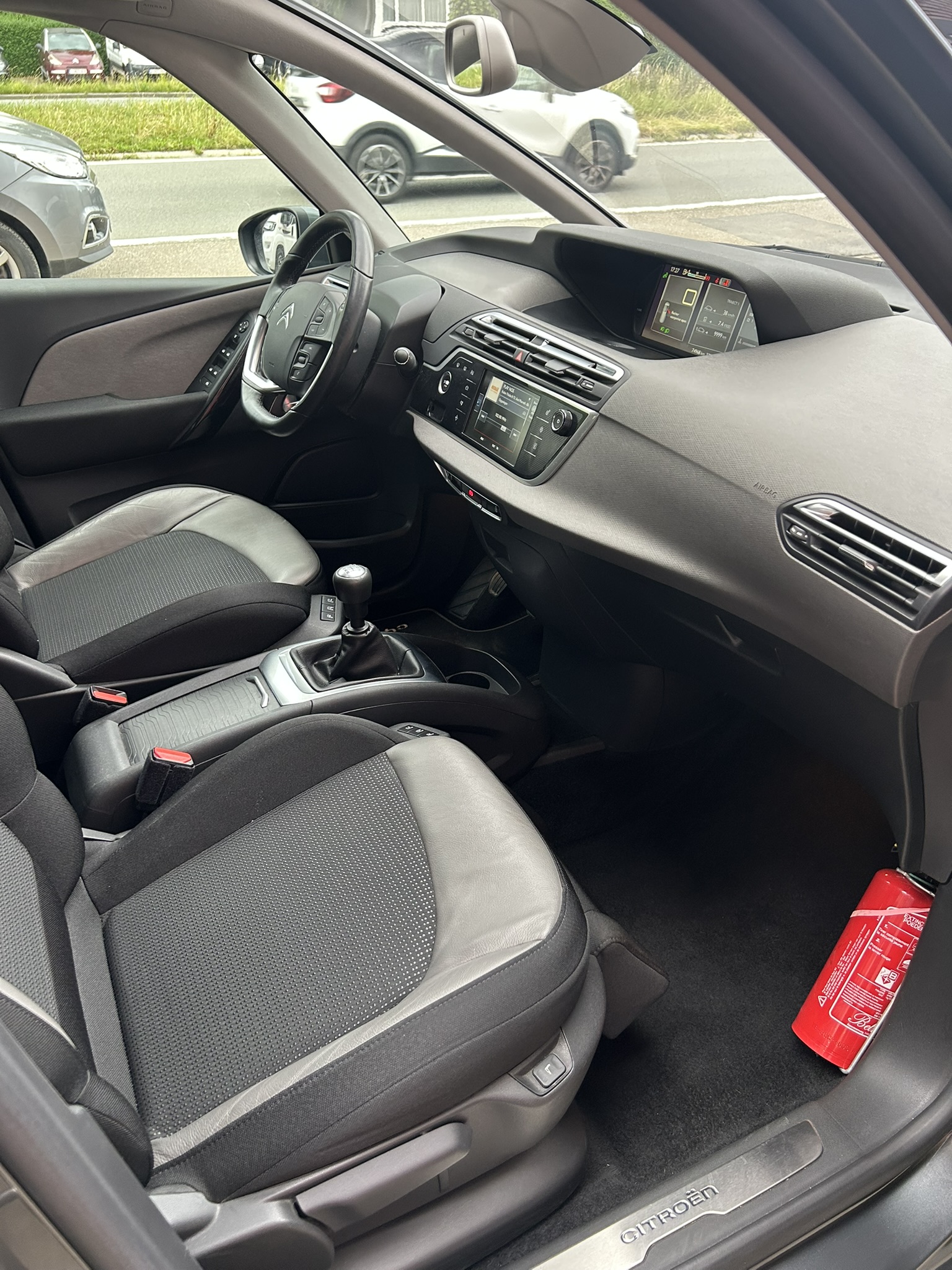 
								Citroën C4 Picasso 1.6 Benzine full									