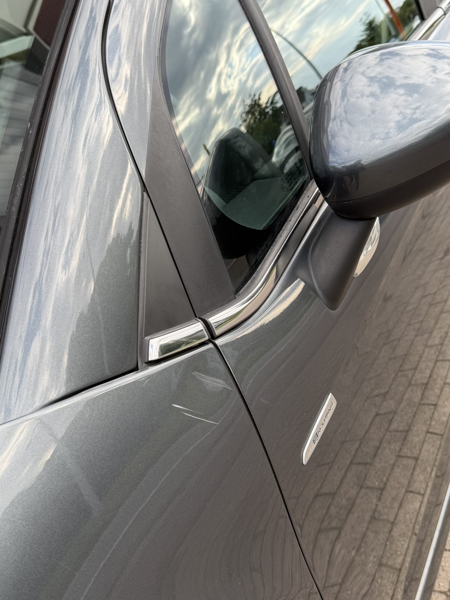 
								Citroën C3 Exlusive full									