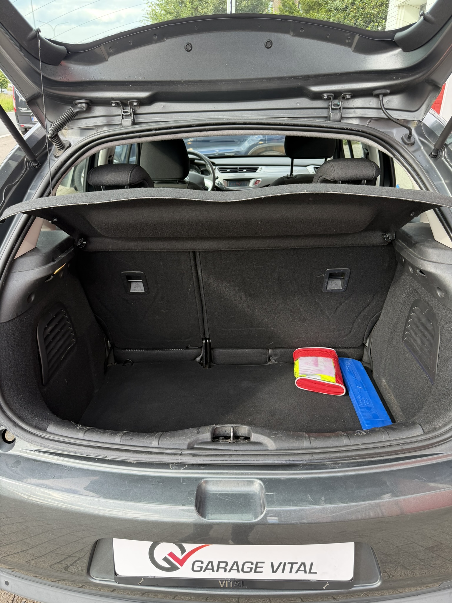 
								Citroën C3 Exlusive full									